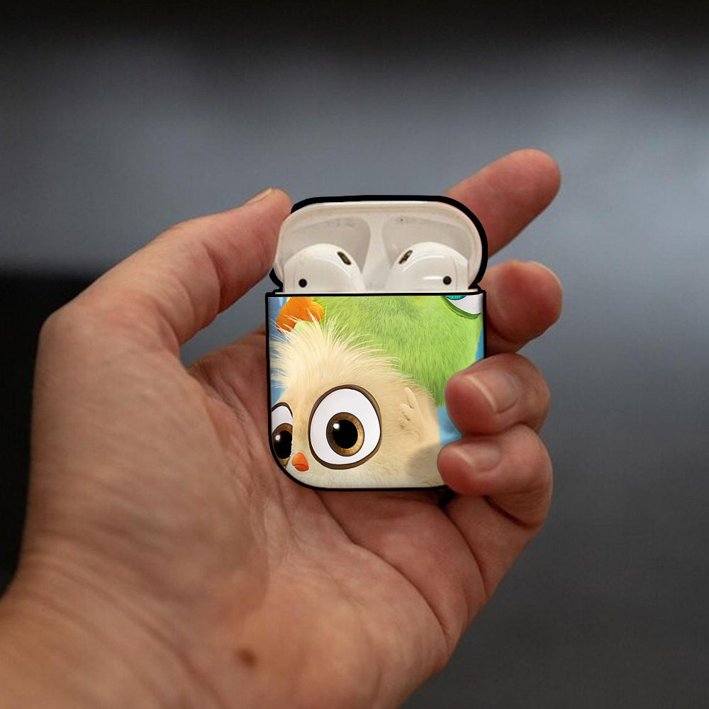 Angry Birds アングリーバード AirPods 第2世代保護ケース ハードシェル ブラック 耐衝撃・防指紋・カラビナ付き