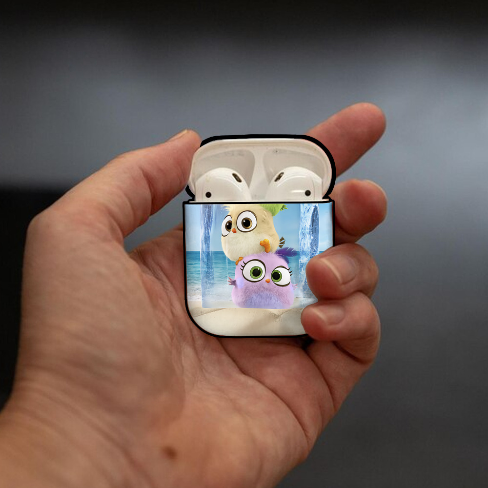 Angry Birds アングリーバード AirPods 第2世代保護ケース ハードシェル ブラック 耐衝撃・防指紋・カラビナ付き