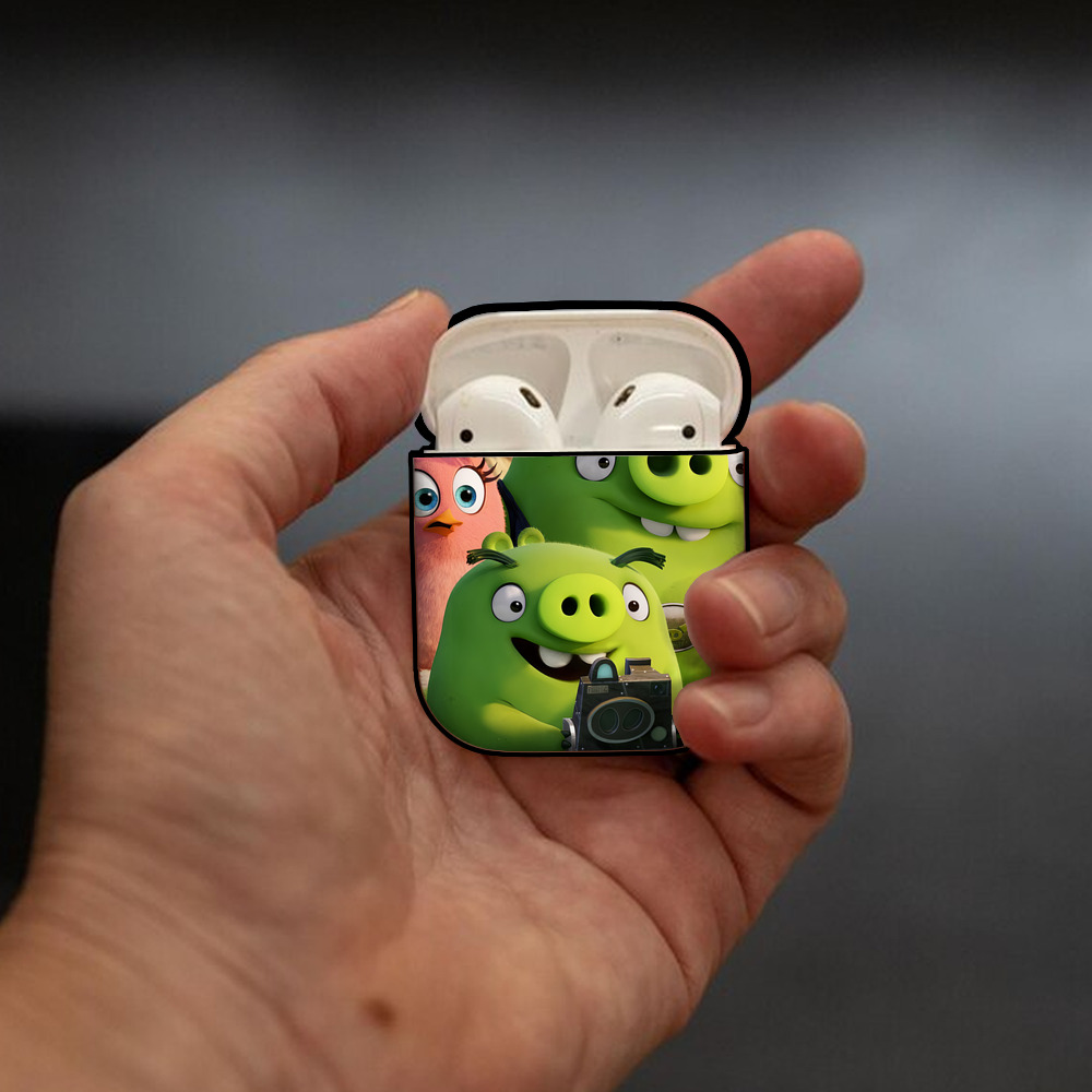 Angry Birds アングリーバード AirPods 第2世代保護ケース ハードシェル ブラック 耐衝撃・防指紋・カラビナ付き