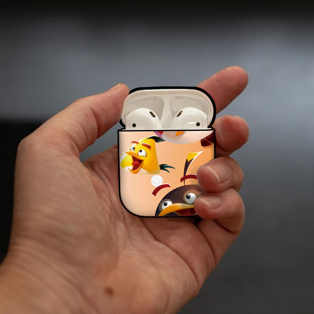 Angry Birds アングリーバード AirPods 第2世代保護ケース ハードシェル ブラック 耐衝撃・防指紋・カラビナ付き