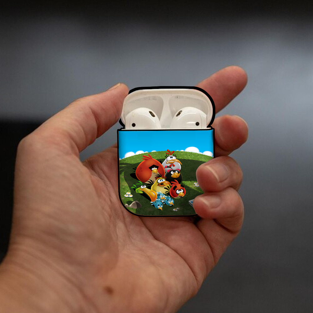 Angry Birds アングリーバード AirPods 第2世代保護ケース ハードシェル ブラック 耐衝撃・防指紋・カラビナ付き