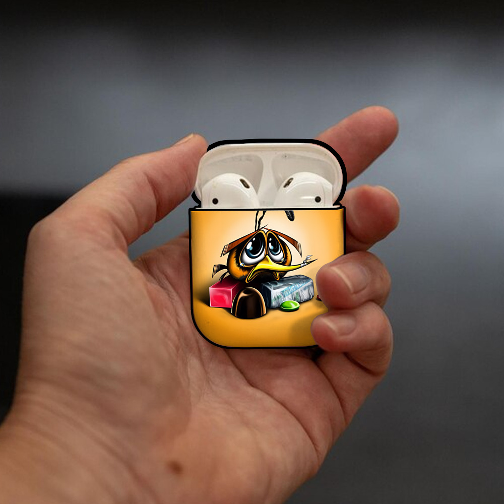 Angry Birds アングリーバード AirPods 第2世代保護ケース ハードシェル ブラック 耐衝撃・防指紋・カラビナ付き