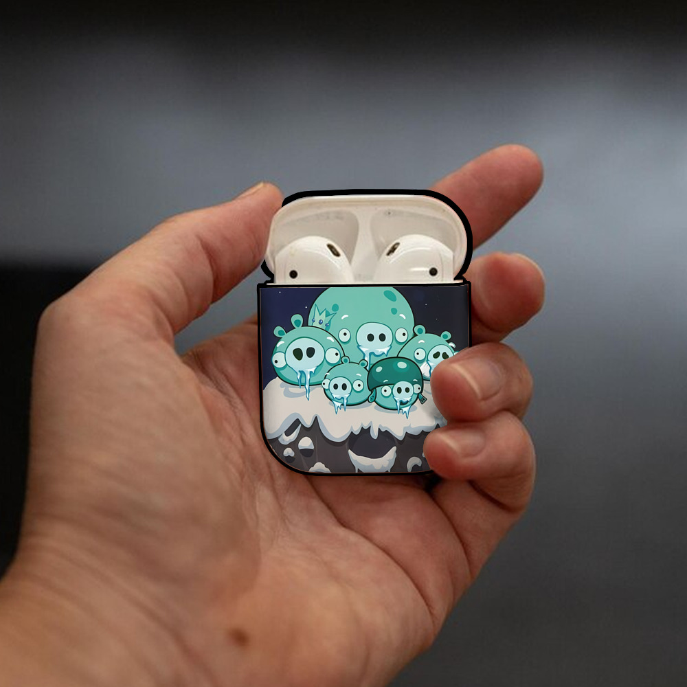 Angry Birds アングリーバード AirPods 第2世代保護ケース ハードシェル ブラック 耐衝撃・防指紋・カラビナ付き