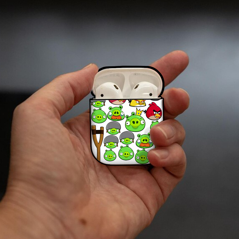 Angry Birds アングリーバード AirPods 第2世代保護ケース ハードシェル ブラック 耐衝撃・防指紋・カラビナ付き