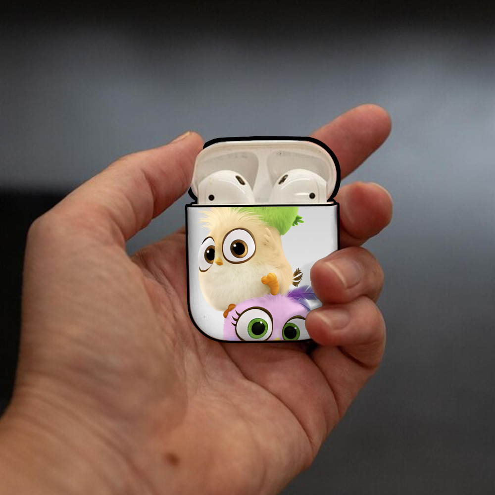 Angry Birds アングリーバード AirPods 第2世代保護ケース ハードシェル ブラック 耐衝撃・防指紋・カラビナ付き