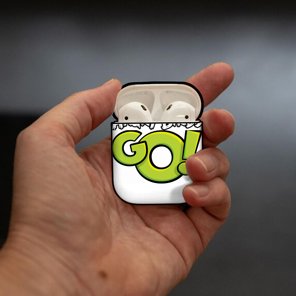 Angry Birds アングリーバード AirPods 第2世代保護ケース ハードシェル ブラック 耐衝撃・防指紋・カラビナ付き